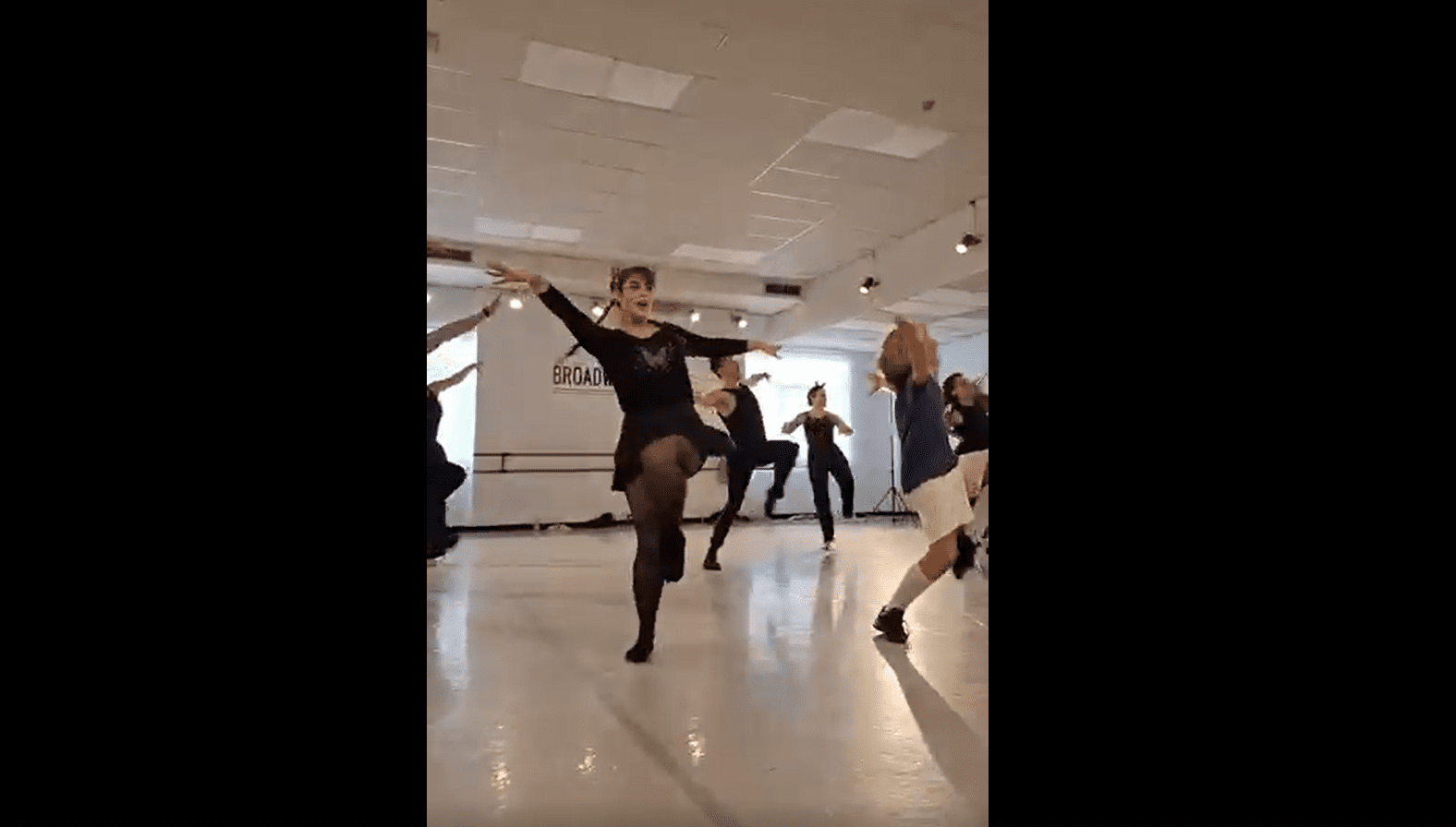 Broadway Jazz Danza - Santa Claus is comming to town